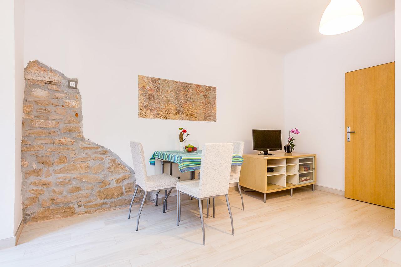 Apartment Rustico Pula Exterior photo